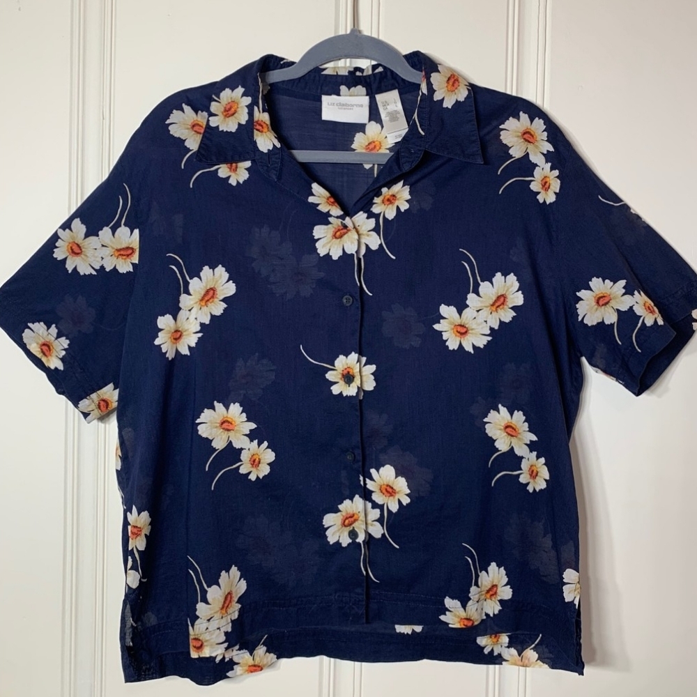 Vintage 90s Liz Claiborne Daisy Button Down Top